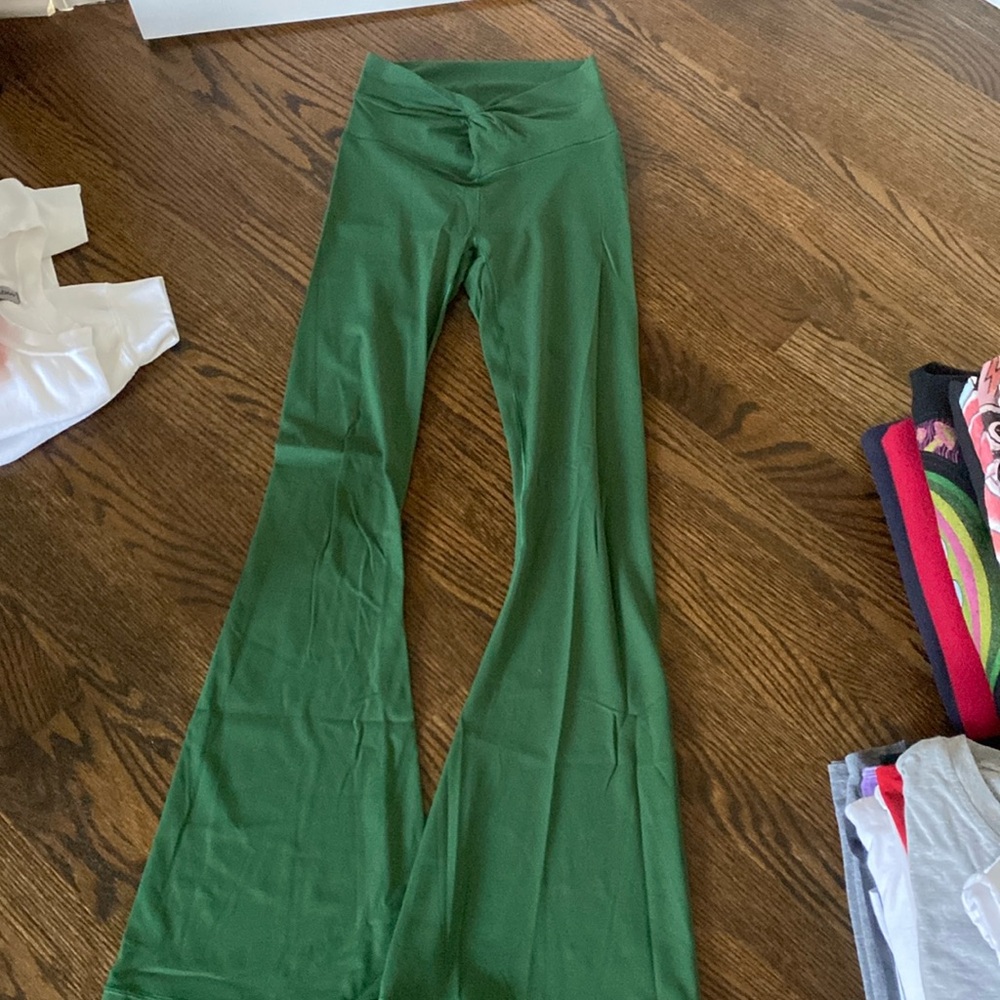 Aerie green flare leggings small